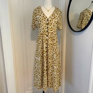 Button-Front Midi Dress size XS NA275